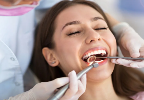 How General Dentistry Protects Oral Health Before Aesthetic Work