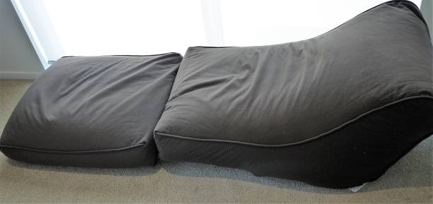 How Spare Dog Bed Covers Save Time and Reduce Odors